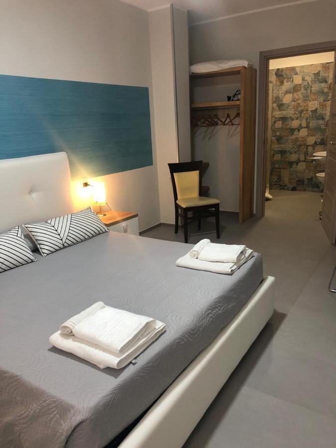 Albergo Piazza Risorgimento Porto Cesareo Exteriér fotografie