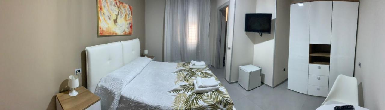 Albergo Piazza Risorgimento Porto Cesareo Exteriér fotografie